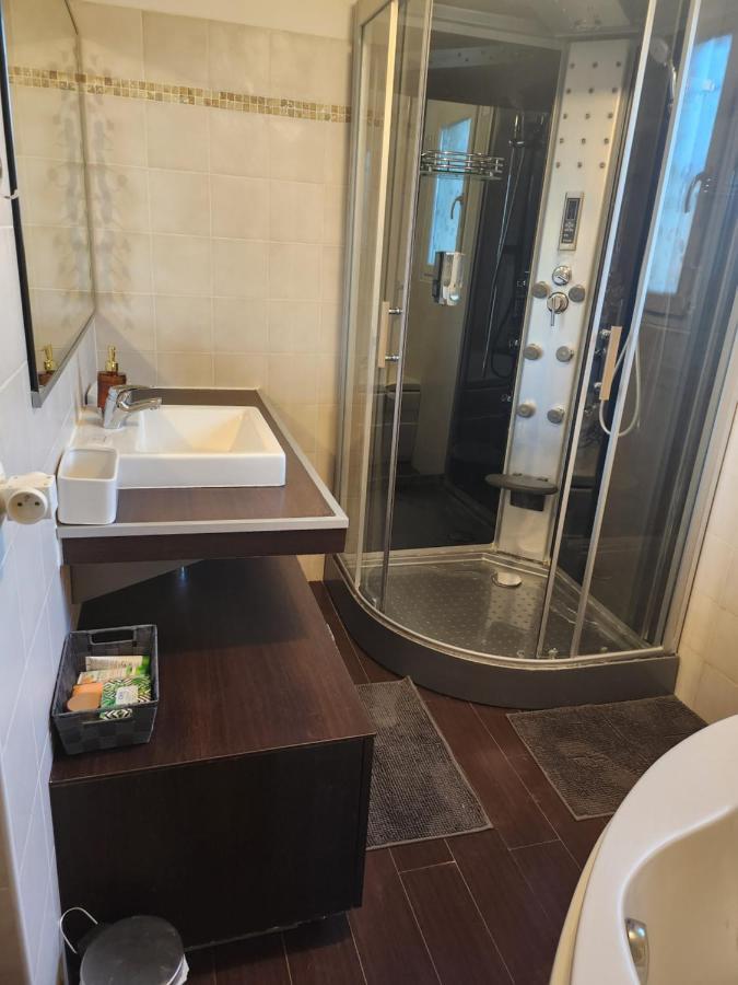 Maison Tout Confort Villa Nîmes Kültér fotó